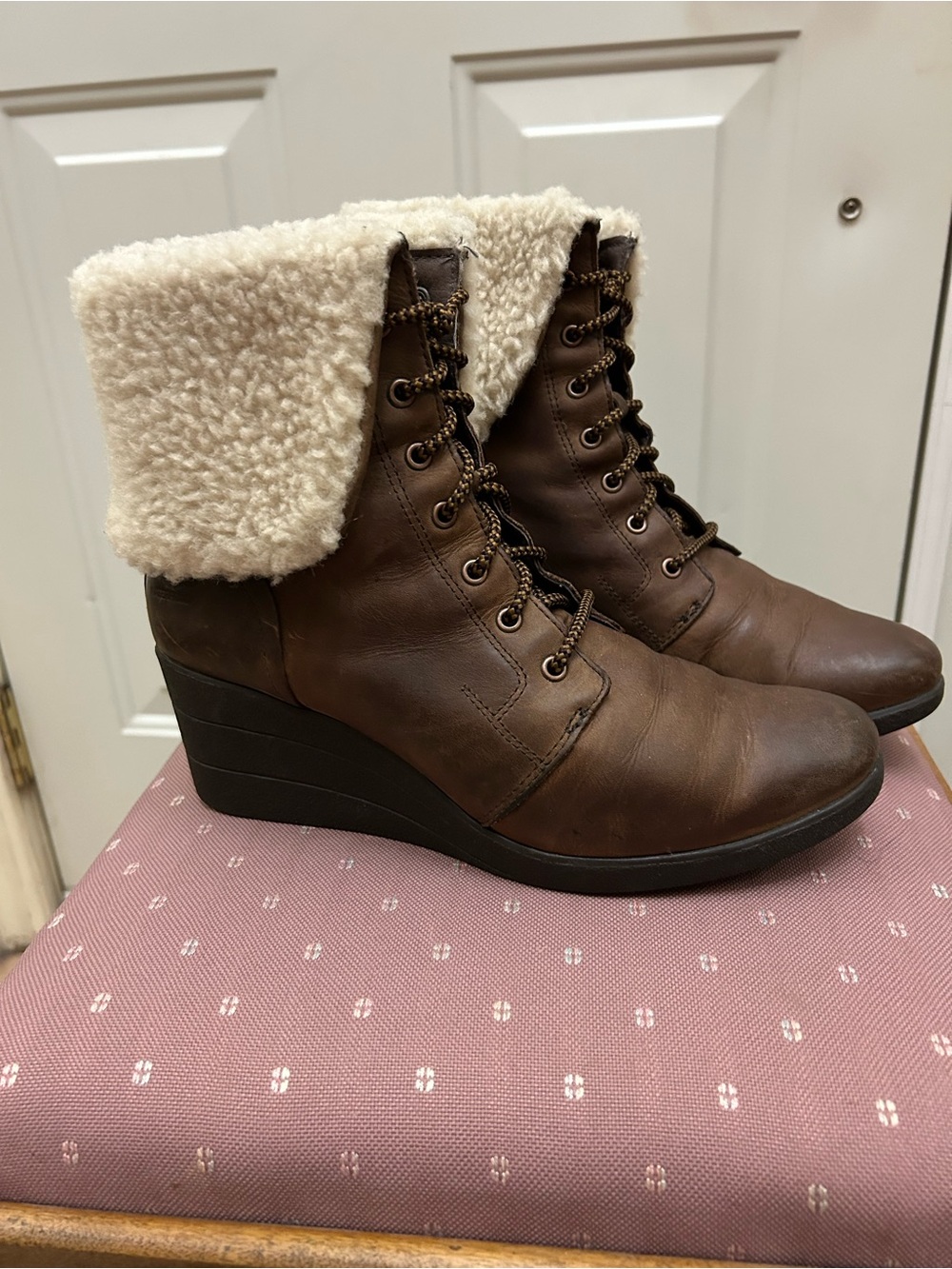 UGG Brown Leather Wedge Ankle Boots with Cream Shearling Cuff